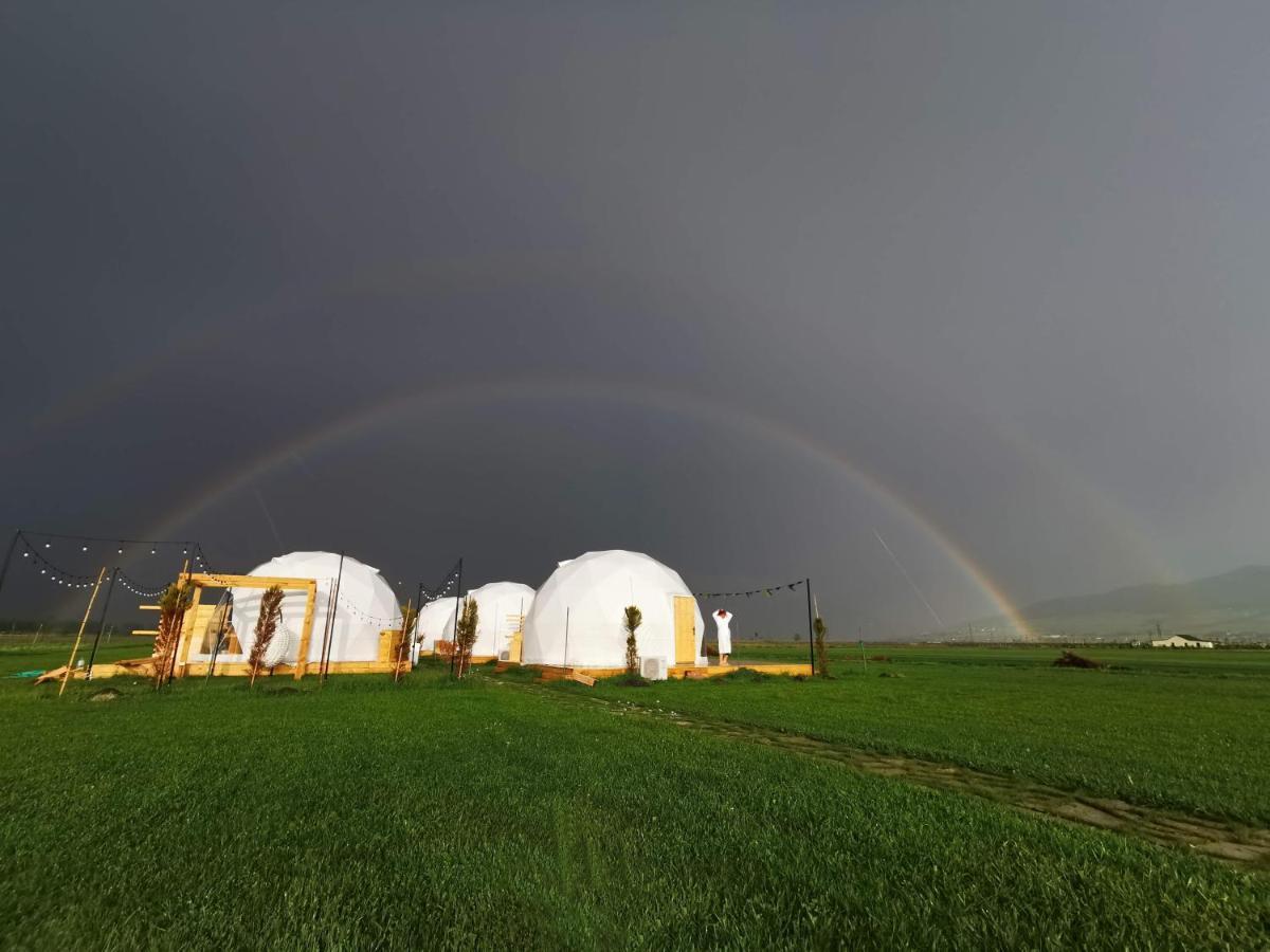 Jewelberry Glamping Hotel Tbilisi มซเคทา ภายนอก รูปภาพ