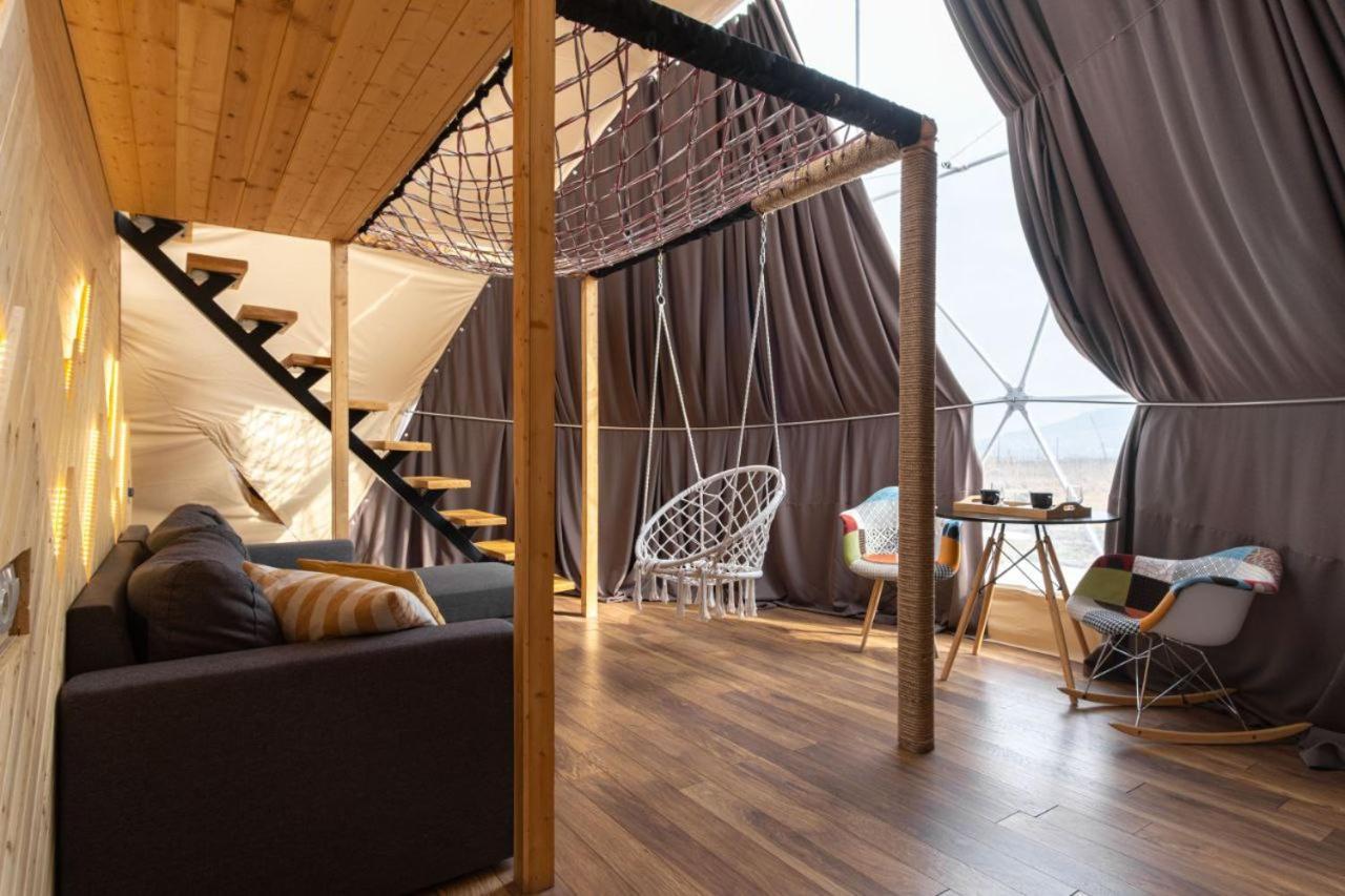 Jewelberry Glamping Hotel Tbilisi มซเคทา ภายนอก รูปภาพ