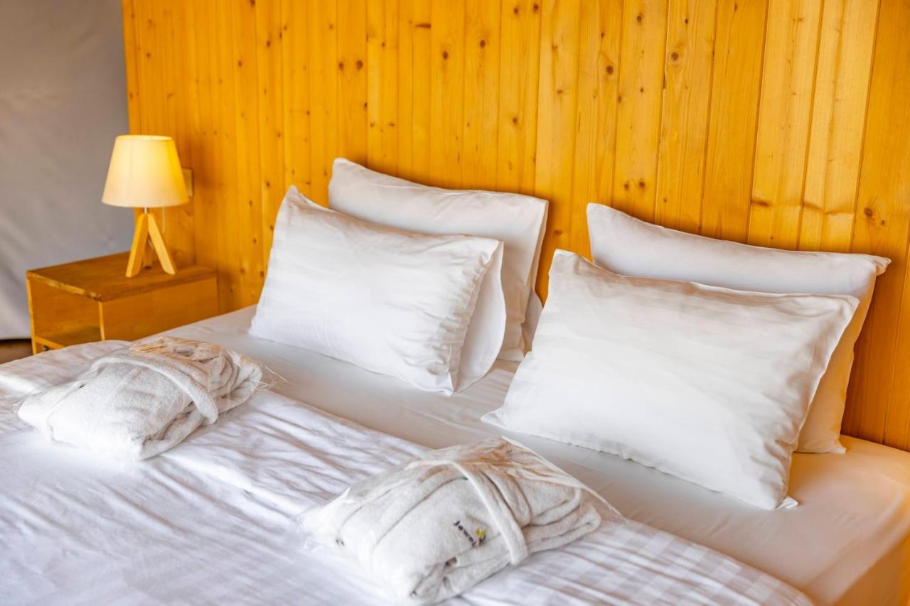 Jewelberry Glamping Hotel Tbilisi มซเคทา ภายนอก รูปภาพ